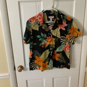 Jamaica bay womens Black Tropical Floral Button-Front Blouse